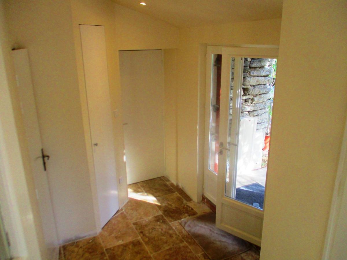 Le Mas Des Lilas Uzes Exterior photo