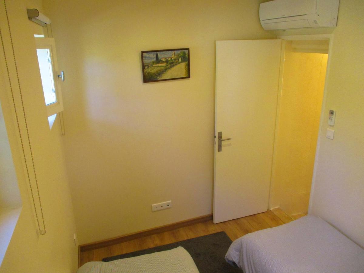 Le Mas Des Lilas Uzes Exterior photo